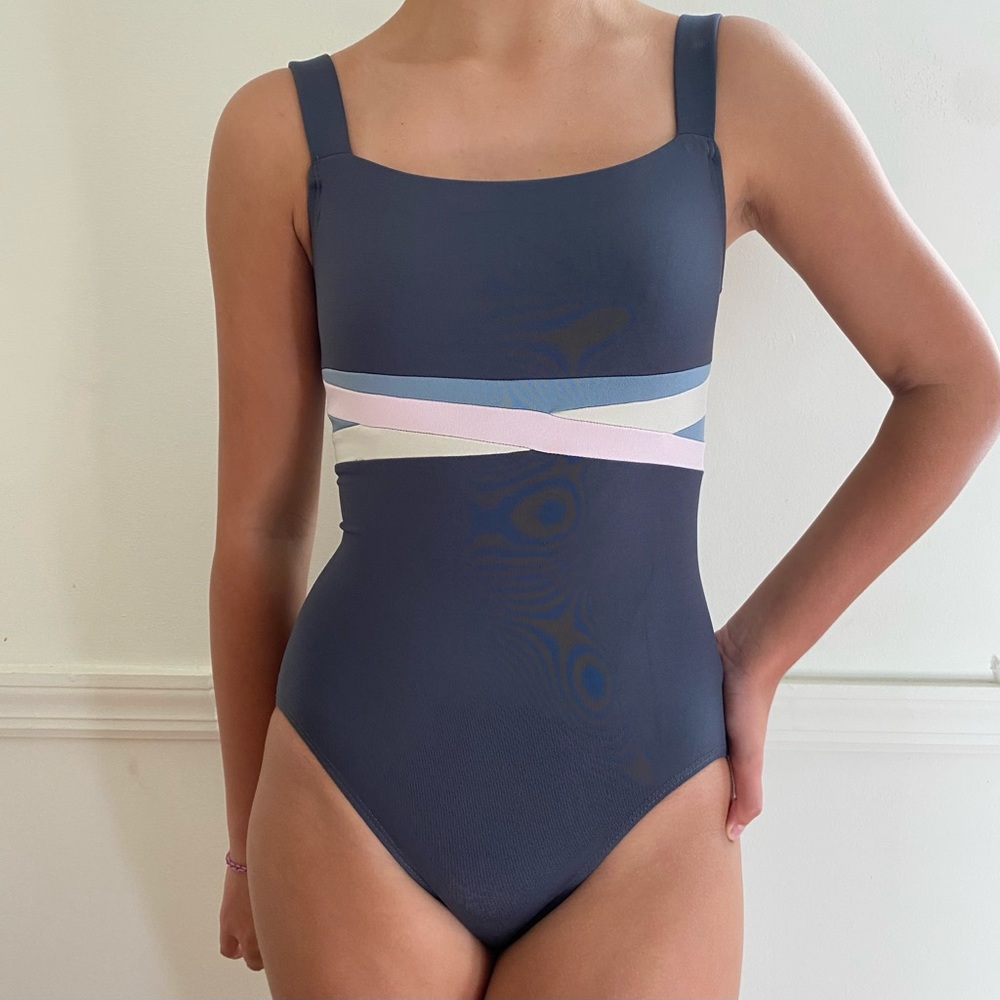 Gaynor Minden Women’s Gray Ballet/Dance Leotard